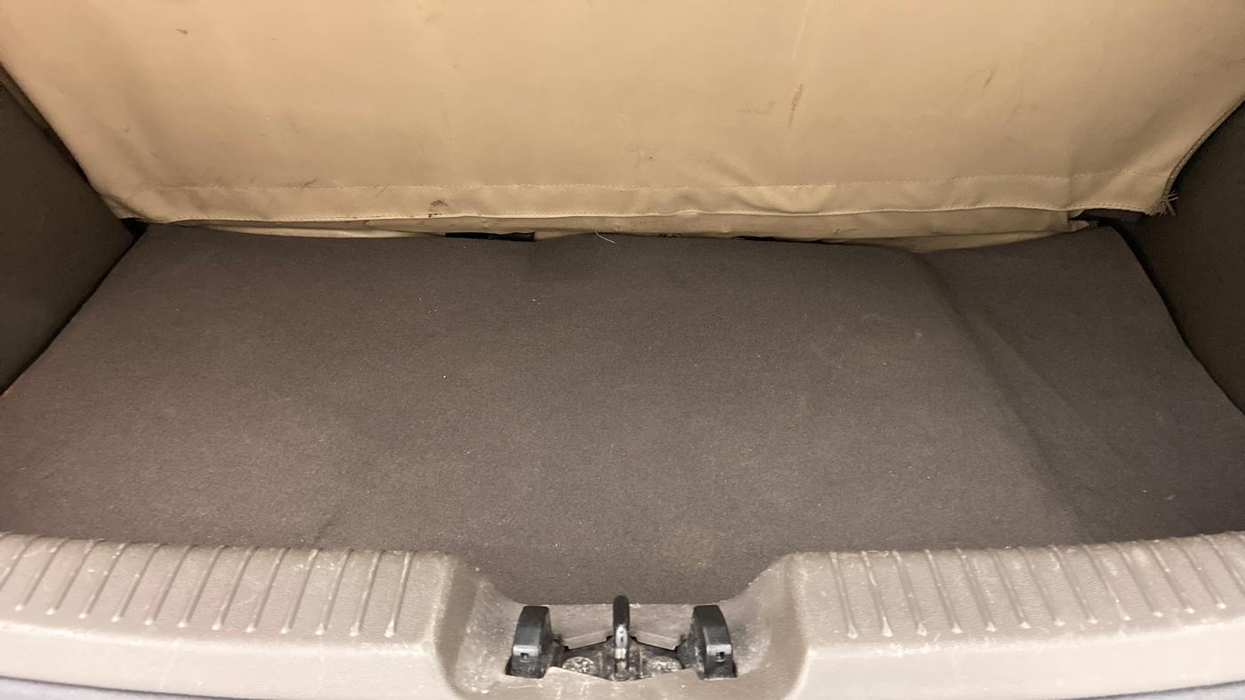 2011 Hyundai i10 SPORTZ 1.2, Petrol, Manual, 75,300 km, Boot Inside