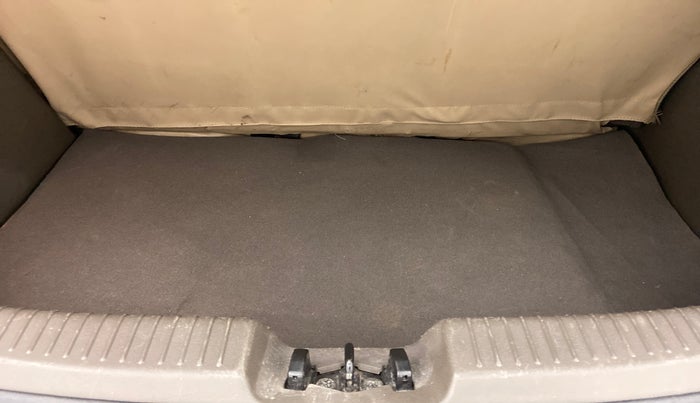 2011 Hyundai i10 SPORTZ 1.2, Petrol, Manual, 75,300 km, Boot Inside