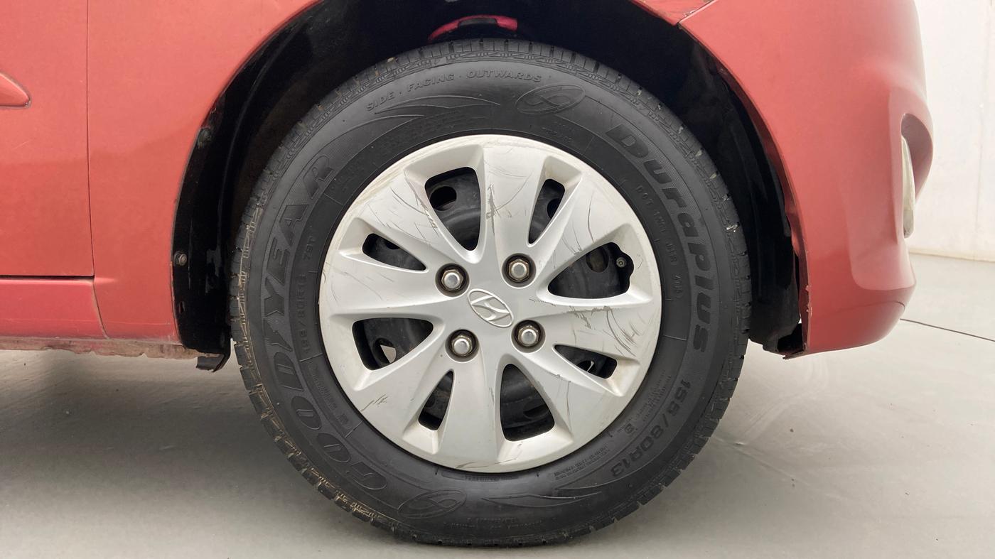 2011 Hyundai i10 SPORTZ 1.2, Petrol, Manual, 75,300 km, Right Front Wheel