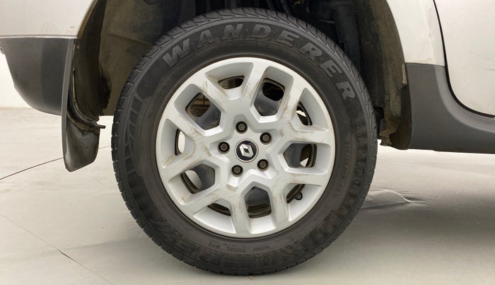 2016 Renault Duster RXL PETROL 104, Petrol, Manual, 21,336 km, Right Rear Wheel