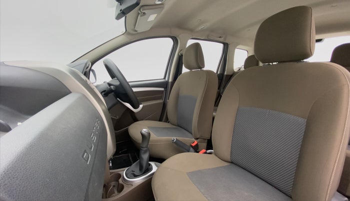 2016 Renault Duster RXL PETROL 104, Petrol, Manual, 21,336 km, Right Side Front Door Cabin
