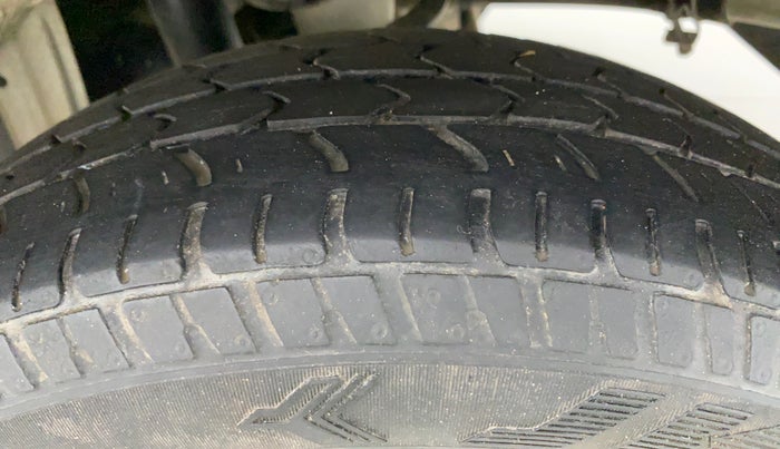 2019 Maruti Alto K10 LXI CNG, CNG, Manual, 32,094 km, Left Rear Tyre Tread