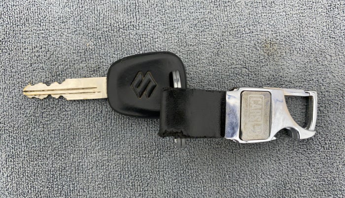 2019 Maruti Alto K10 LXI CNG, CNG, Manual, 32,094 km, Key Close Up