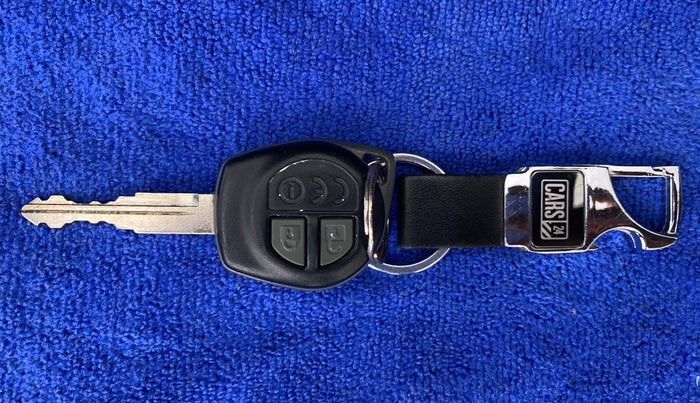 2017 Maruti IGNIS DELTA 1.2, Petrol, Manual, 74,019 km, Key Close Up