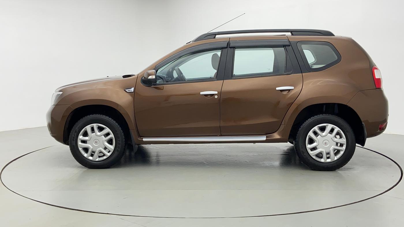 2017 Nissan Terrano XL P, Petrol, Manual, 62,882 km, Left Side View
