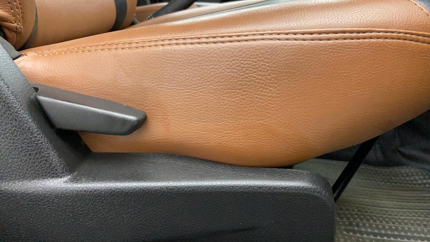 2017 Nissan Terrano XL P, Petrol, Manual, 62,882 km, Driver Side Adjustment Panel