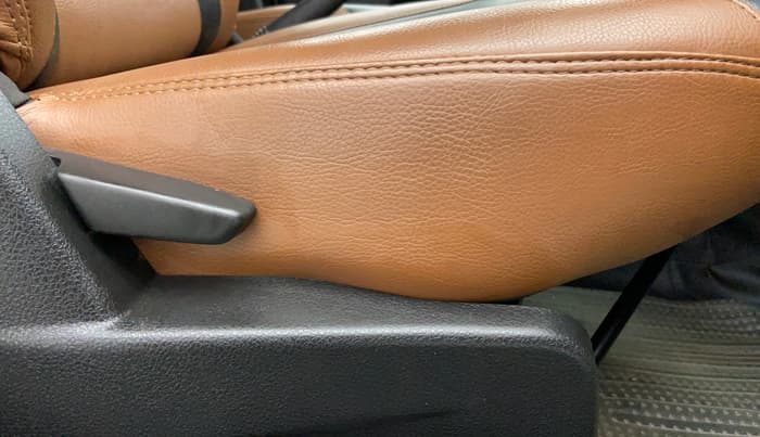 2017 Nissan Terrano XL P, Petrol, Manual, 62,882 km, Driver Side Adjustment Panel