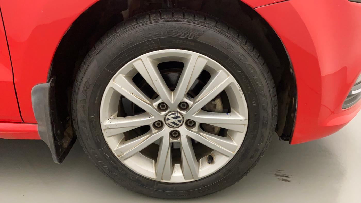 2015 Volkswagen Polo GT TSI AT, Petrol, Automatic, 64,042 km, Right Front Wheel