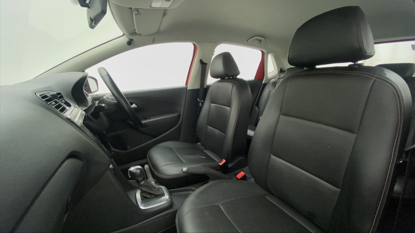 2015 Volkswagen Polo GT TSI AT, Petrol, Automatic, 64,042 km, Right Side Front Door Cabin