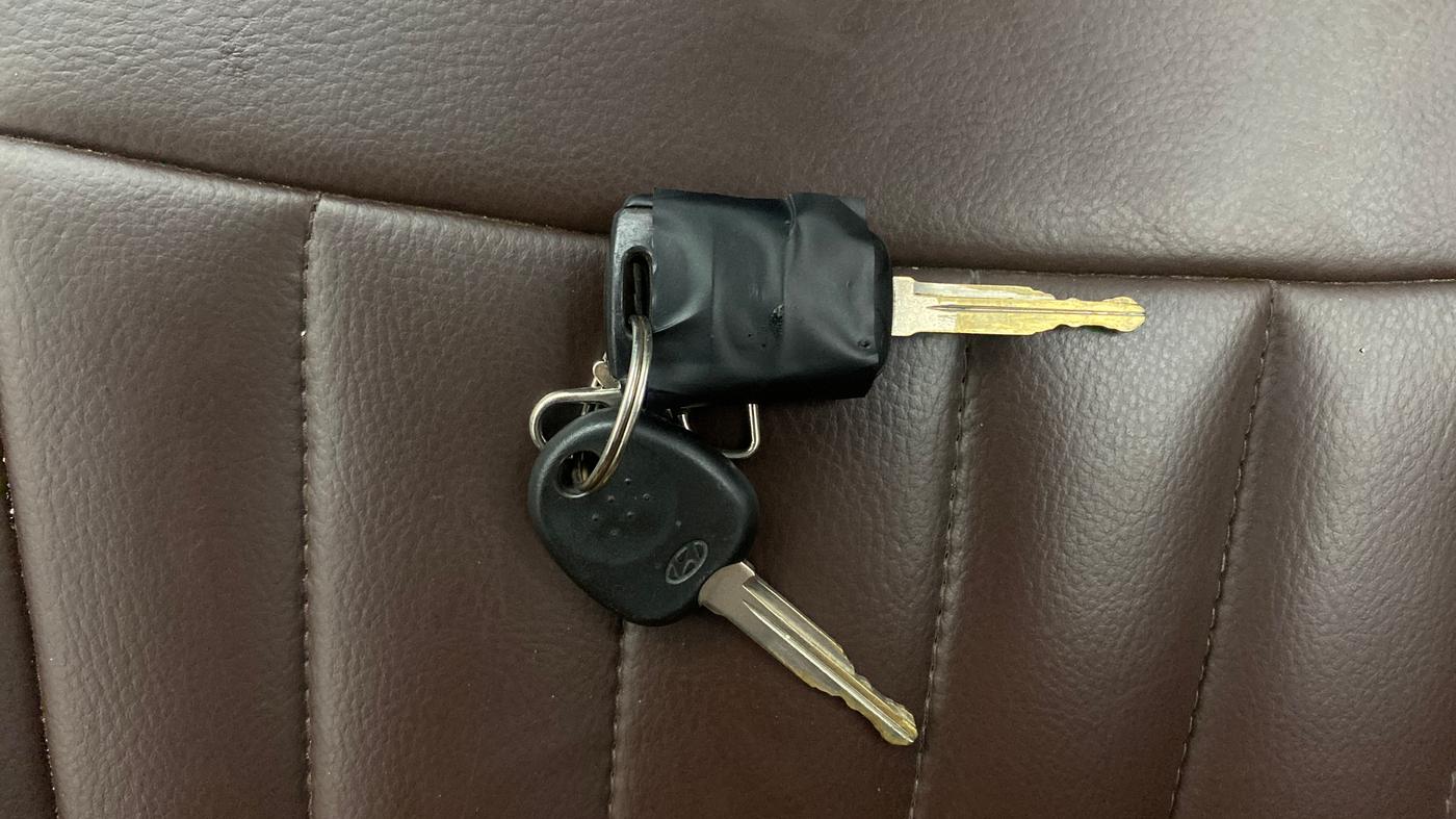 2019 Hyundai NEW SANTRO SPORTZ AMT, Petrol, Automatic, 72,495 km, Key Close Up