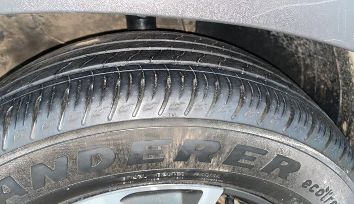 2023 KIA SONET HTX 1.5, Diesel, Manual, 22,230 km, Right Front Tyre Tread