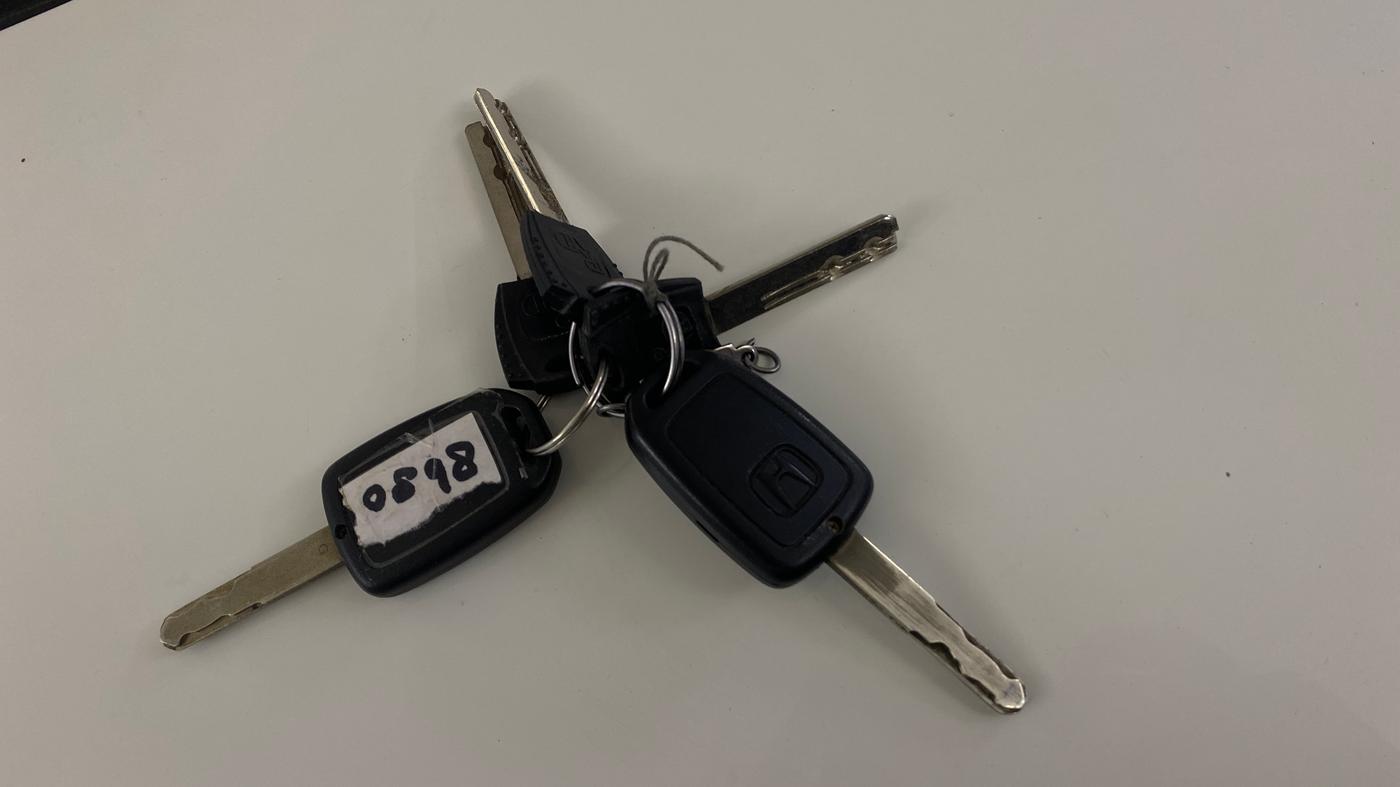 2015 Honda City 1.5L I-VTEC SV, Petrol, Manual, 1,19,821 km, Key Close Up