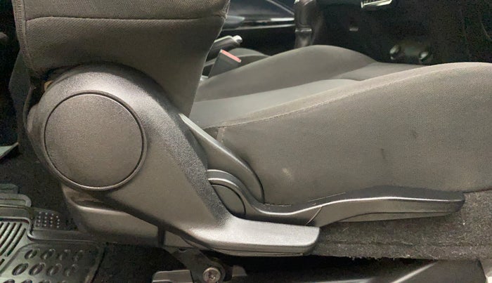 2023 Maruti Baleno ALPHA PETROL 1.2, Petrol, Manual, 25,591 km, Driver Side Adjustment Panel