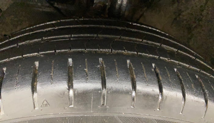 2023 Maruti Baleno ALPHA PETROL 1.2, Petrol, Manual, 25,591 km, Left Front Tyre Tread