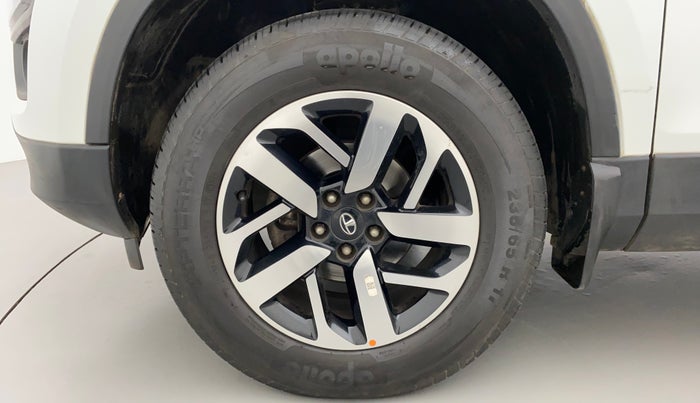 2021 Tata Harrier XZA PLUS 2.0L, Diesel, Automatic, 24,611 km, Left Front Wheel