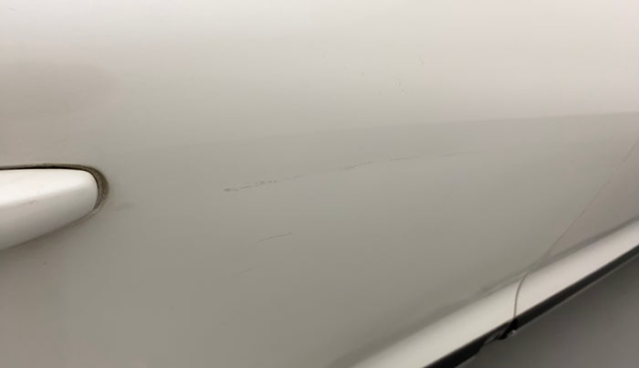 2017 Maruti Baleno DELTA CVT PETROL 1.2, Petrol, Automatic, 39,809 km, Right rear door - Minor scratches