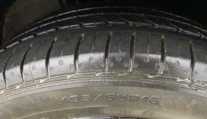 2020 Skoda Rapid 1.0 AMBITION TSI MT, Petrol, Manual, 24,615 km, Right Front Tyre Tread