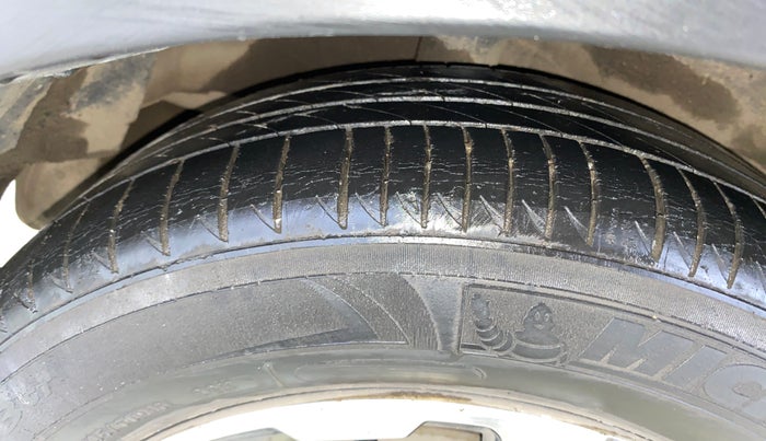 2017 Honda WR-V 1.2L I-VTEC VX MT, Petrol, Manual, 63,978 km, Right Rear Tyre Tread