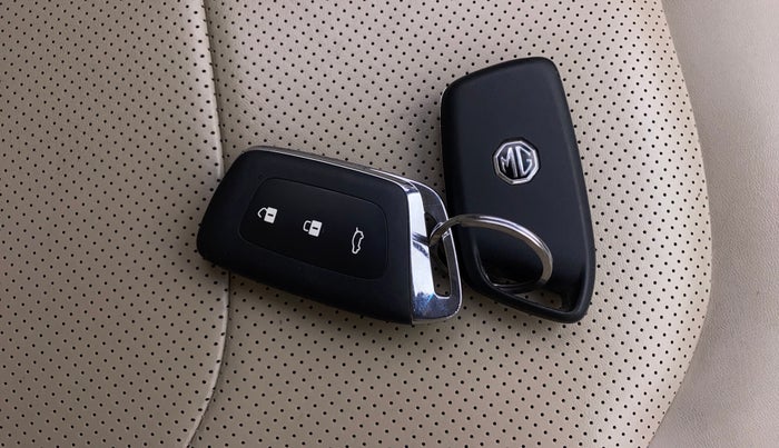 2022 MG HECTOR SHARP HYBRID 1.5 PETROL, Petrol, Manual, 18,701 km, Key Close Up