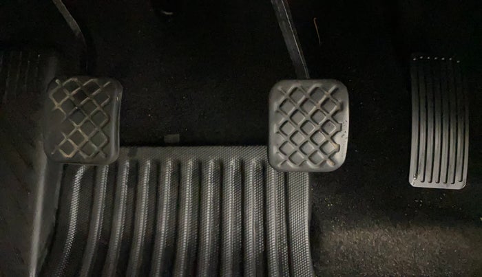 2022 MG HECTOR SHARP HYBRID 1.5 PETROL, Petrol, Manual, 18,701 km, Pedals