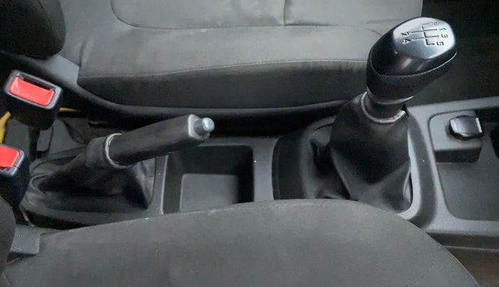 2018 Renault Kwid RXL, Petrol, Manual, 39,111 km, Gear Lever