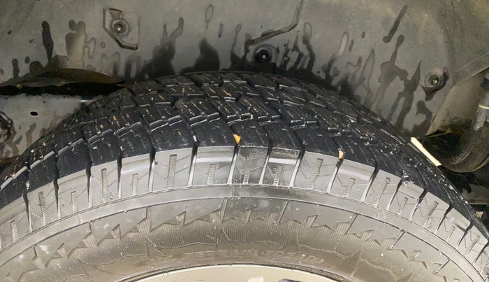 2022 Mahindra Thar LX PETROL HT 4WD AT, Petrol, Automatic, 34,063 km, Left Rear Tyre Tread