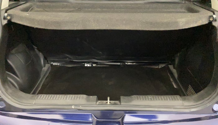 2018 Maruti Swift VXI, Petrol, Manual, 58,526 km, Boot Inside