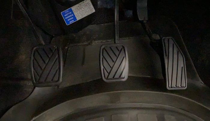 2018 Maruti Swift VXI, Petrol, Manual, 58,526 km, Pedals