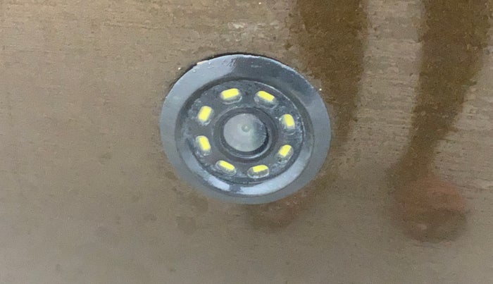 2018 Maruti Ciaz DELTA 1.5 SHVS MT PETROL, Petrol, Manual, 1,11,327 km, Parking Camera