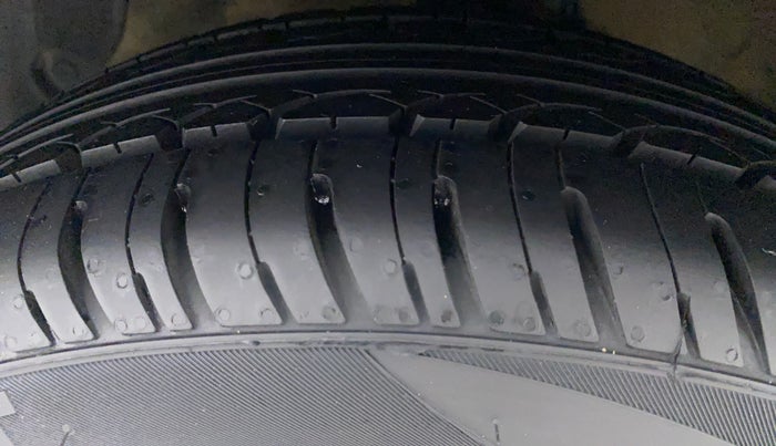 2014 Hyundai Xcent S 1.1 CRDI (O), Diesel, Manual, 89,338 km, Left Front Tyre Tread