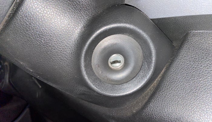 2019 Renault Kwid RXT 0.8 (O), Petrol, Manual, 39,628 km, Keyless Start/ Stop Button