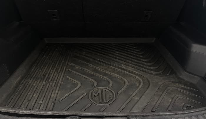2022 MG HECTOR SHARP 1.5 PETROL CVT, Petrol, Automatic, 56,667 km, Boot Inside