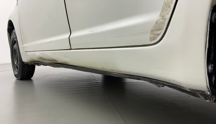 2011 Maruti Swift VDI, Diesel, Manual, 83,508 km, Left running board - Slightly dented