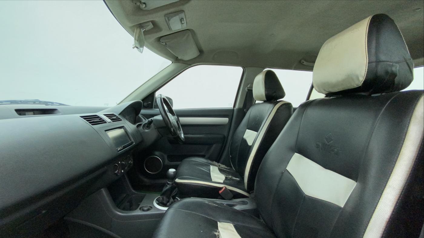 2011 Maruti Swift VDI, Diesel, Manual, 83,508 km, Right Side Front Door Cabin