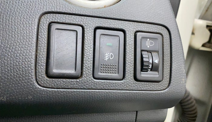 2011 Maruti Swift VDI, Diesel, Manual, 83,508 km, Dashboard - Headlight height adjustment not working