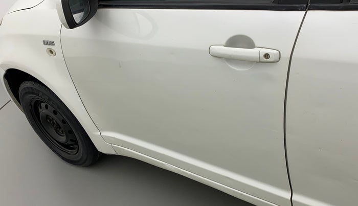 2011 Maruti Swift VDI, Diesel, Manual, 83,508 km, Front passenger door - Minor scratches