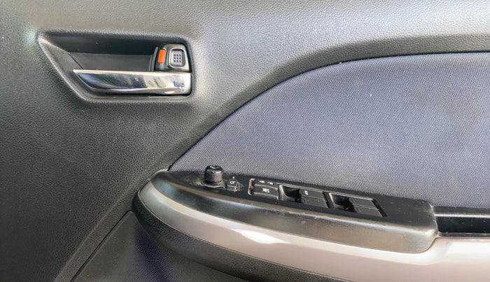 2021 Maruti Baleno ZETA CVT PETROL 1.2, Petrol, Automatic, 95,659 km, Driver Side Door Panels Control