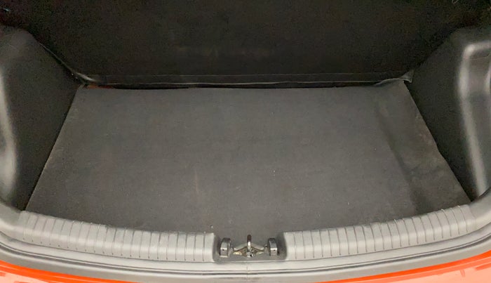 2018 Hyundai Grand i10 MAGNA 1.2 KAPPA VTVT, Petrol, Manual, 40,593 km, Boot Inside
