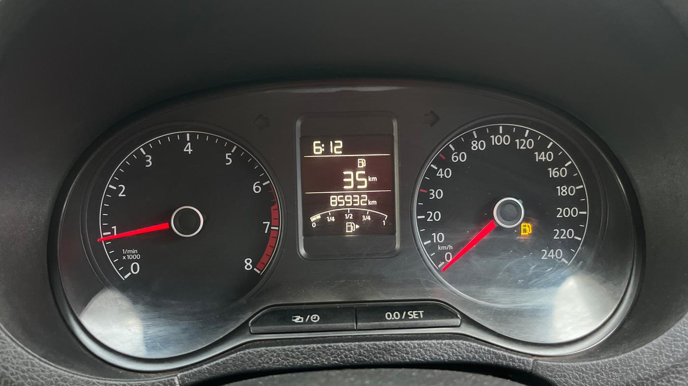 2015 Volkswagen Polo HIGHLINE1.2L, Petrol, Manual, 85,932 km, Odometer Image