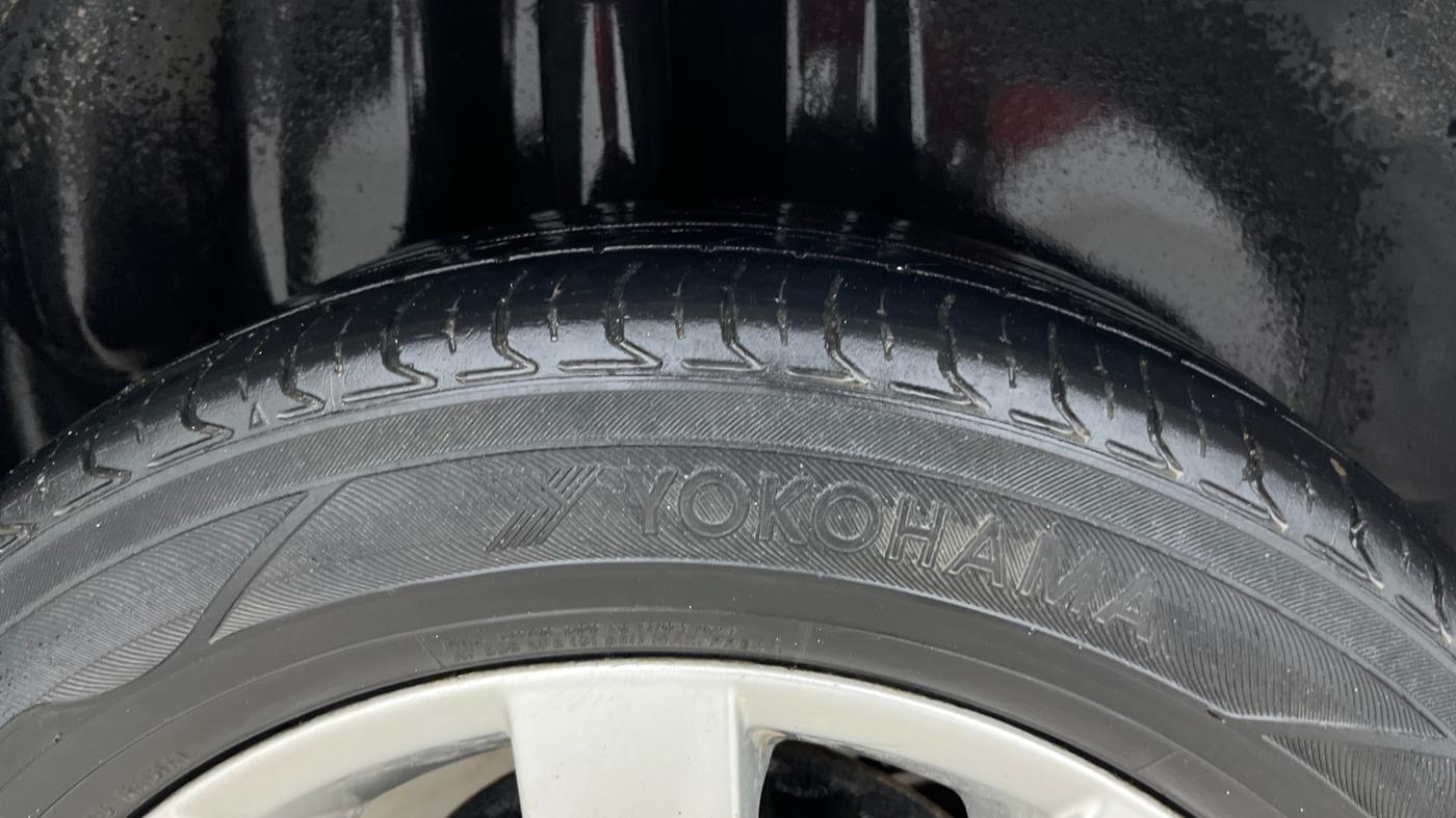 2015 Volkswagen Polo HIGHLINE1.2L, Petrol, Manual, 85,932 km, Right Rear Tyre Tread