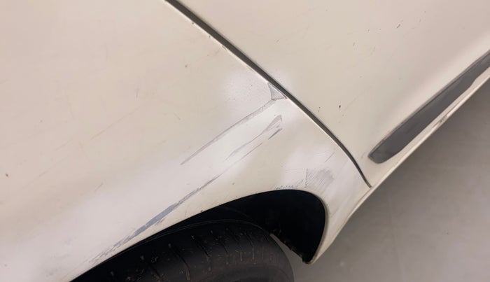 2016 Hyundai Elite i20 ASTA 1.2 (O), Petrol, Manual, 40,143 km, Right quarter panel - Slightly rusted