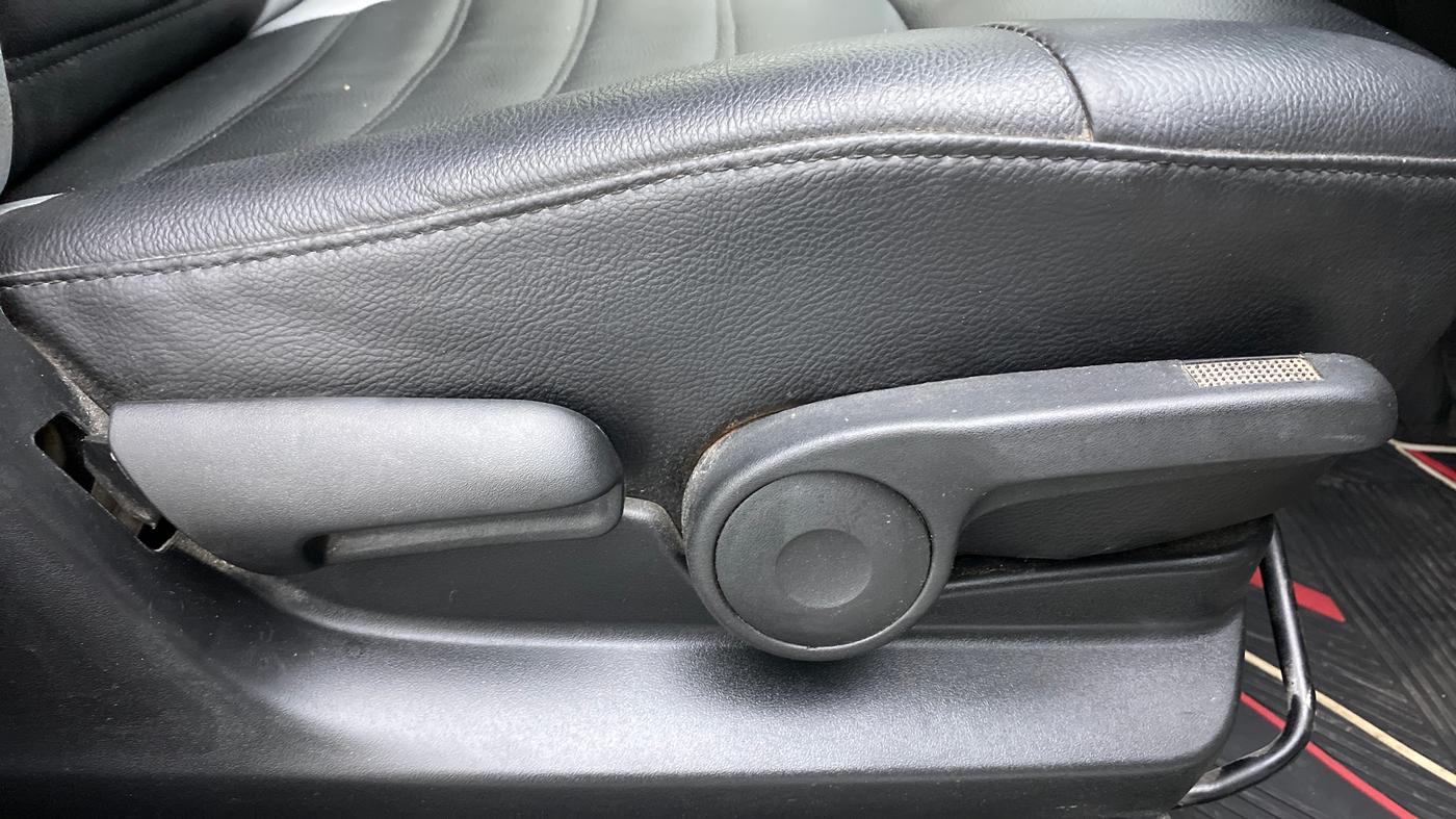 2018 Maruti Celerio X ZXI (O), Petrol, Manual, 62,394 km, Driver Side Adjustment Panel
