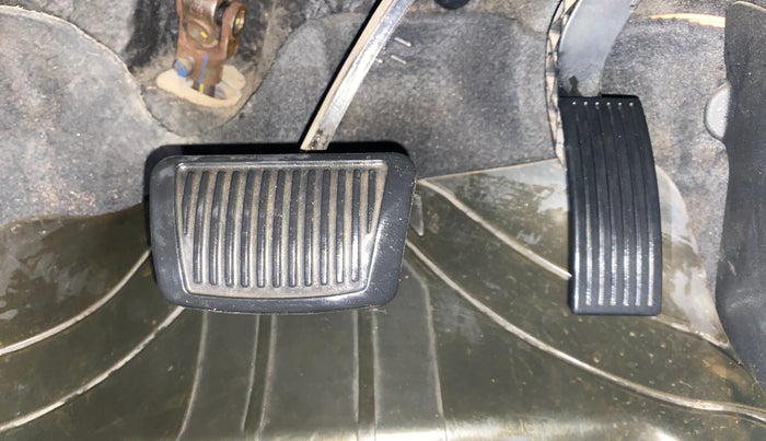 2014 Hyundai Xcent SX AT 1.2 (O), Petrol, Automatic, 1,09,489 km, Pedals