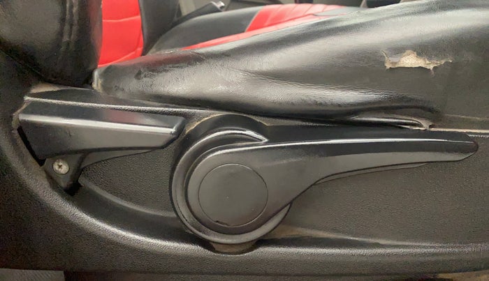 2017 Tata Tiago XZ PETROL, CNG, Manual, 65,412 km, Driver Side Adjustment Panel