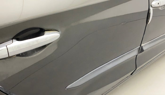 2018 Honda Amaze 1.2L I-VTEC S, CNG, Manual, 98,215 km, Right rear door - Slightly dented