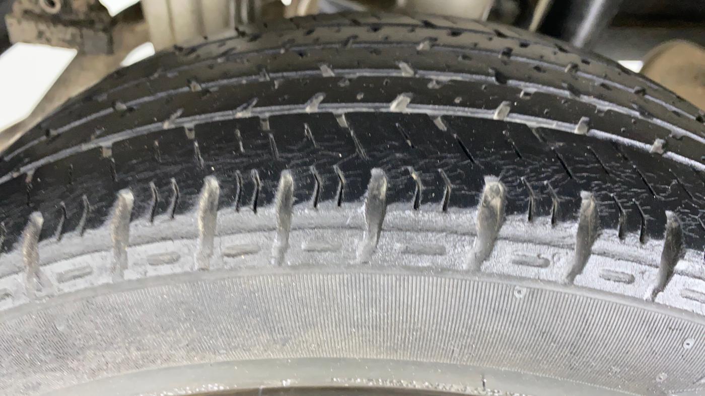 2017 Maruti Alto K10 VXI (O) AMT, Petrol, Automatic, 25,558 km, Right Rear Tyre Tread