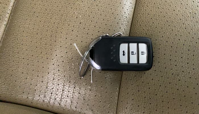 2017 Honda City 1.5L I-VTEC VX, Petrol, Manual, 36,460 km, Key Close Up