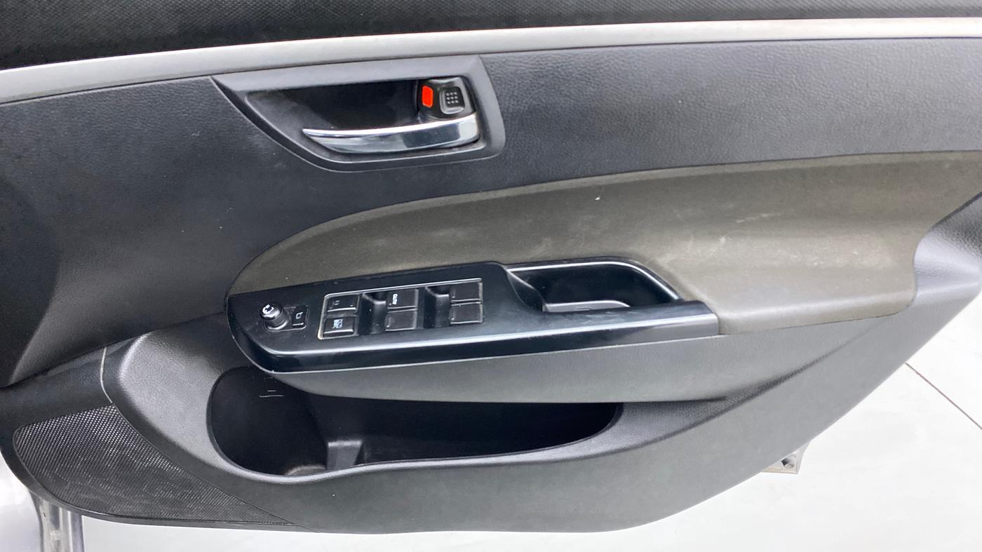 2017 Maruti Swift ZXI, Petrol, Manual, 71,050 km, Driver Side Door Panels Control