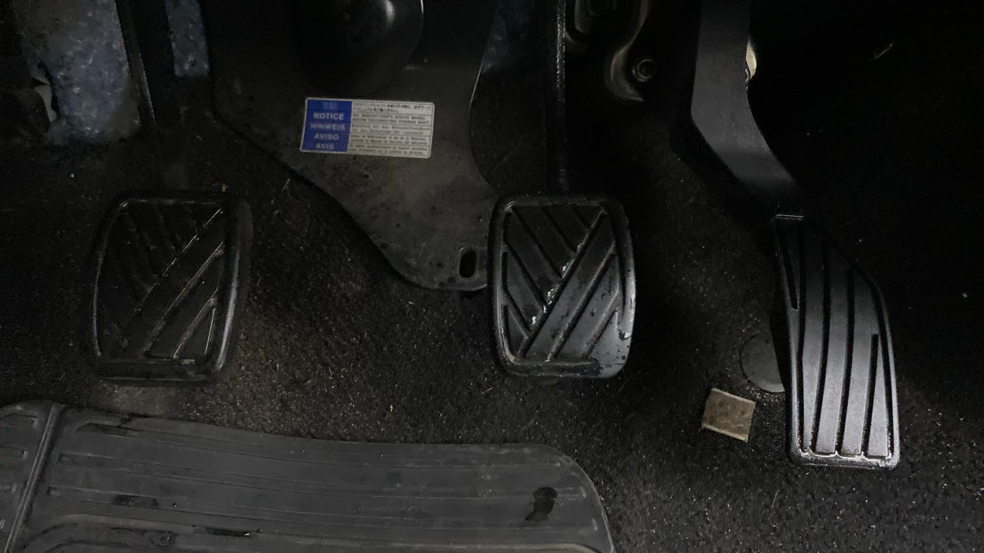2017 Maruti Swift ZXI, Petrol, Manual, 71,050 km, Pedals