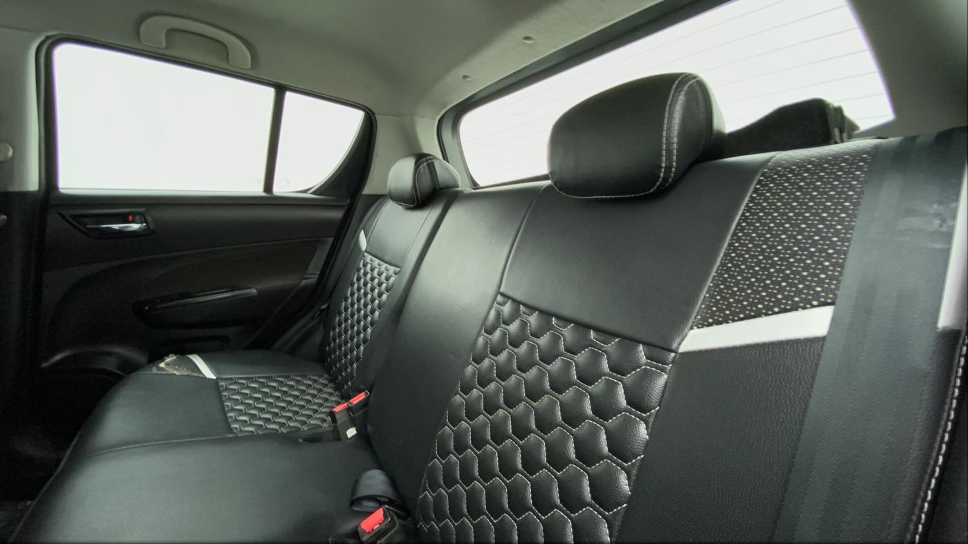 2017 Maruti Swift ZXI, Petrol, Manual, 71,050 km, Right Side Rear Door Cabin